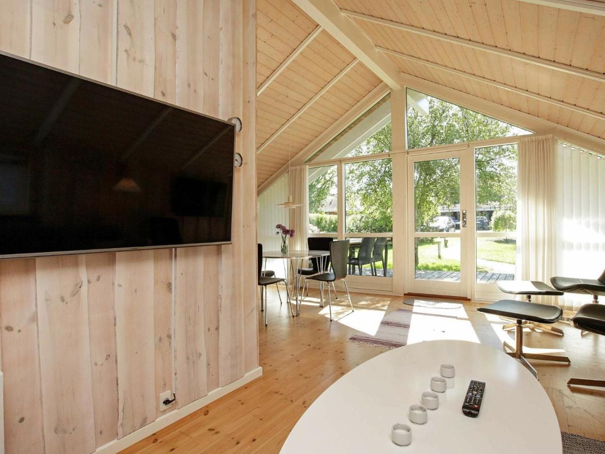 5 Person Holiday Home In Esbjerg V Exterior foto