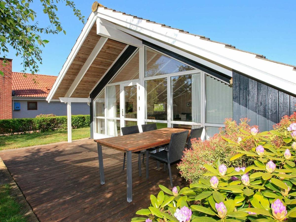 5 Person Holiday Home In Esbjerg V Exterior foto